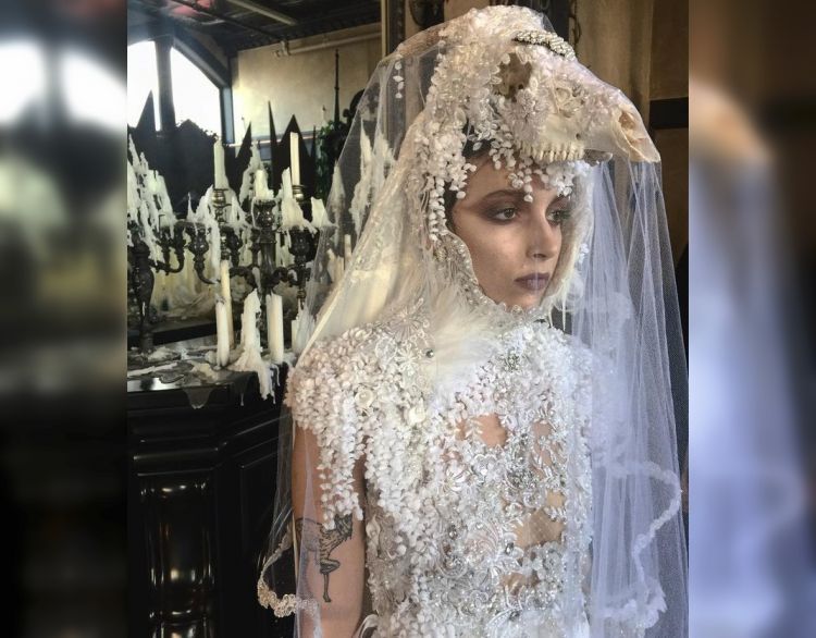 Вот так удивили: самые нелепые наряды невест