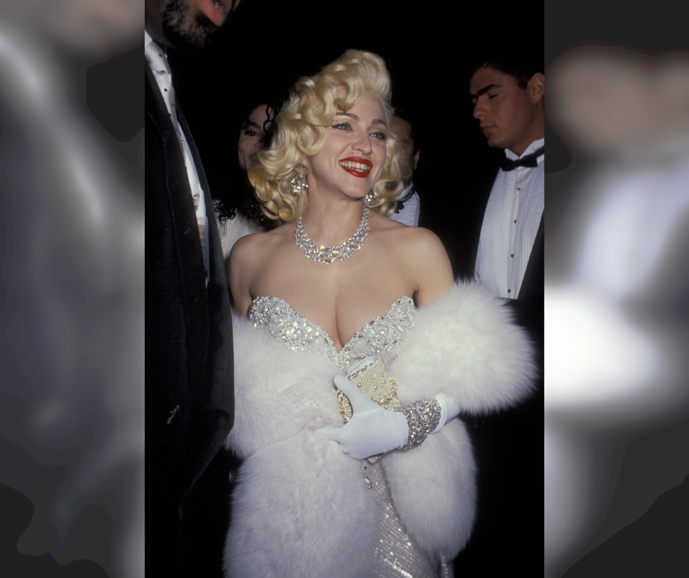 Gems and Glamour: Iconic Celebrity Jewelry