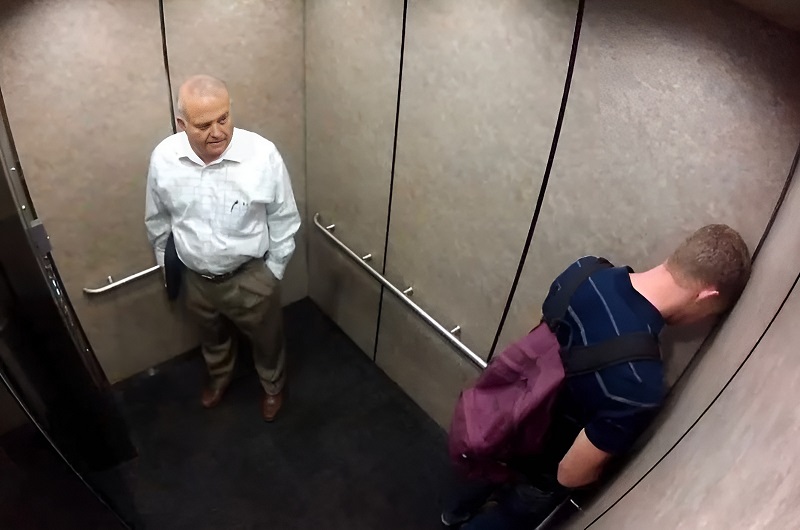 Elevator Oddities: Quirky and Amusing Moments in Photos